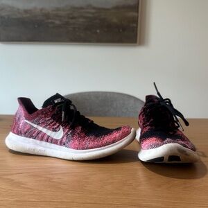 Women’s Nike Free RN Flyknit Sneaker